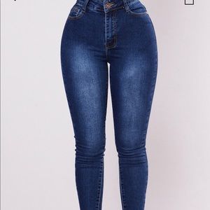 High waisted Fashion Nova dark wash jeans